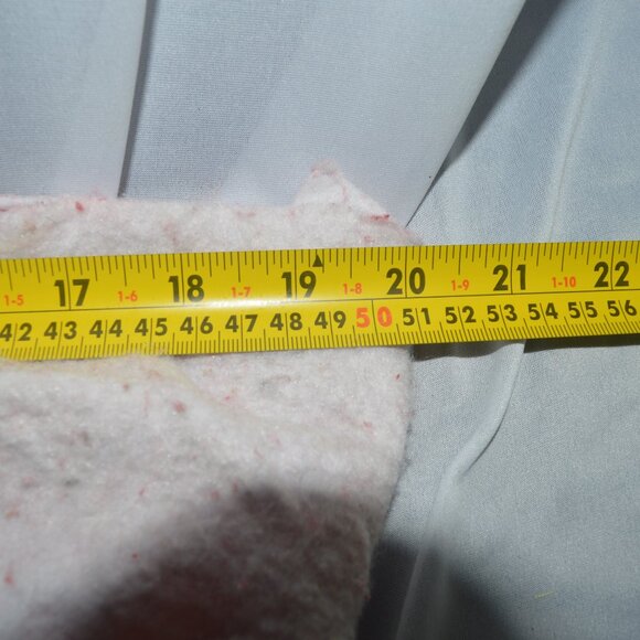 Giant extra large stocking over 4 ft red and white - Picture 4 of 4